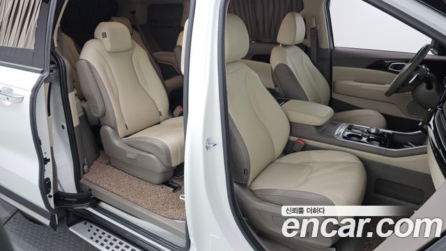 Kia Carnival (IV) HEV 9-Seater Hi-Limousine Signature 2025 — фото 17