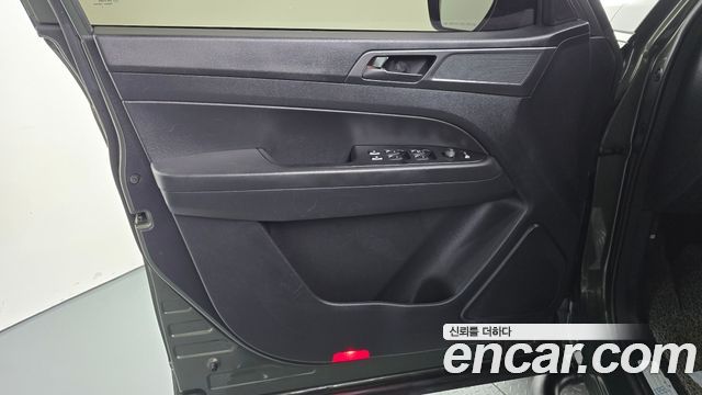 KG Mobility (SsangYong) Rexton Sports Diesel 2.2 2WD Prestige 2021 — фото 24