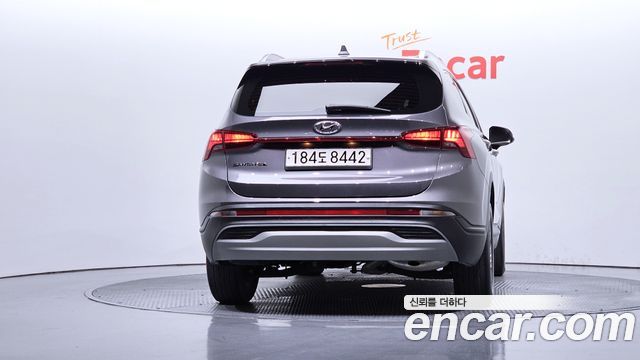 Hyundai Santa Fe Diesel 2.2 2WD Prestige 2022 — фото 4