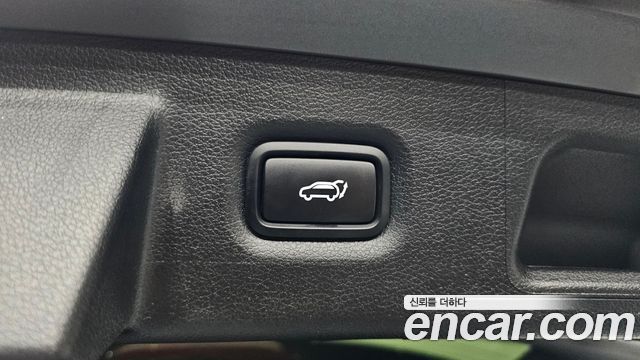 Hyundai Santa Fe Diesel 2.2 2WD Prestige 2022 — фото 20