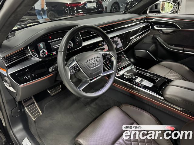 Audi S8 (D5) 4.0 TFSI Quattro LWB 2021 — фото 5