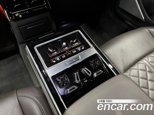 Audi S8 (D5) 4.0 TFSI Quattro LWB 2021 — фото 18