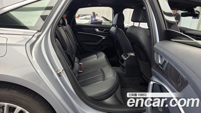 Audi A6 (C8) 40 TDI Quattro Premium 2020 — фото 12