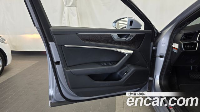 Audi A6 (C8) 40 TDI Quattro Premium 2020 — фото 24
