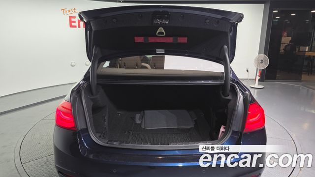 BMW 3 Series (F30) 320d xDrive 2016 — фото 20