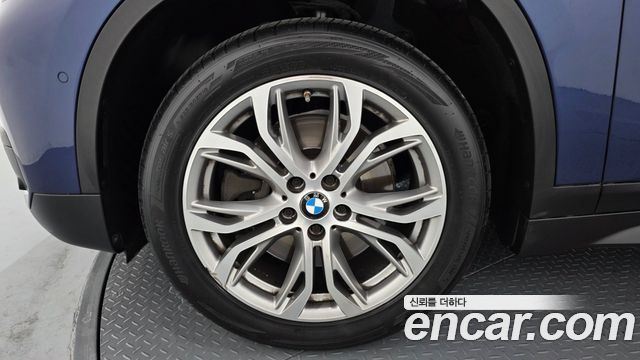 BMW X1 (F48) xDrive 20d Joy 2018 — фото 5