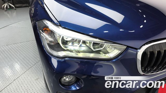 BMW X1 (F48) xDrive 20d Joy 2018 — фото 28