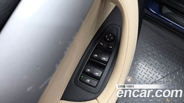 BMW X1 (F48) xDrive 20d Joy 2018 — фото 34