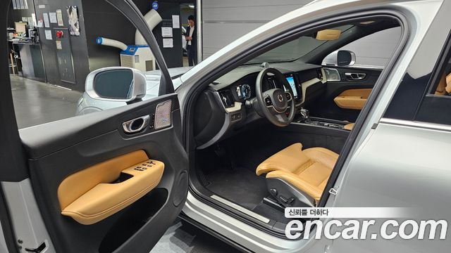 Volvo XC60 (II) T6 Inscription 2020 — фото 10