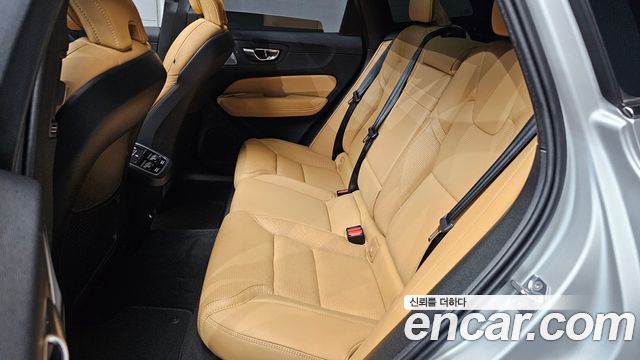 Volvo XC60 (II) T6 Inscription 2020 — фото 12