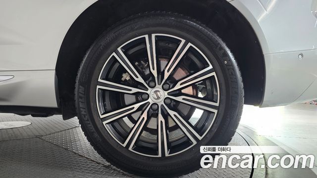 Volvo XC60 (II) T6 Inscription 2020 — фото 21
