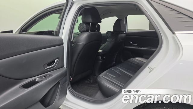 Hyundai Avante (CN7) 1.6 Inspiration 2022 — фото 17