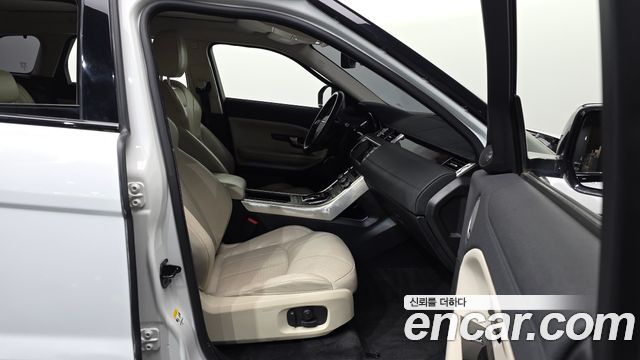 Land Rover Range Rover Evoque 2.0 TD4 HSE 2016 — фото 11