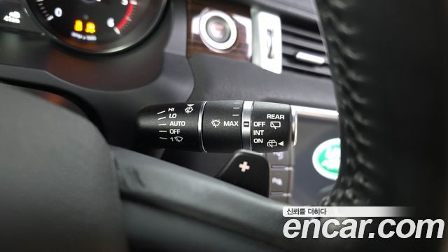 Land Rover Range Rover Evoque 2.0 TD4 HSE 2016 — фото 17