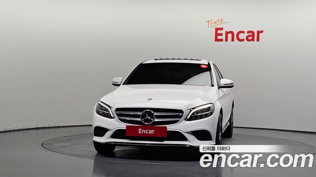 Mercedes-Benz C-Class (W205) C220 d 4MATIC 2020 — фото 3