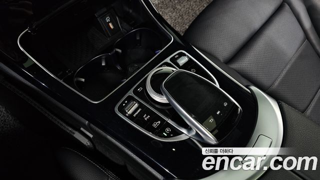 Mercedes-Benz C-Class (W205) C220 d 4MATIC 2020 — фото 18