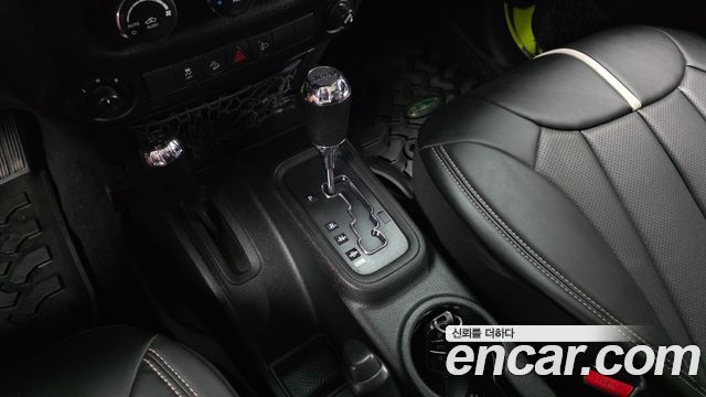 Jeep Wrangler (JK) 3.6 Rubicon 2Door 2016 — фото 9