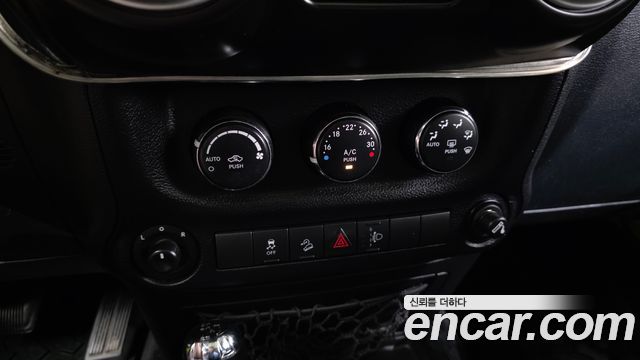Jeep Wrangler (JK) 3.6 Rubicon 2Door 2016 — фото 16