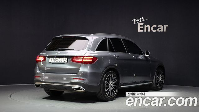 Mercedes-Benz GLC-Class (X253) GLC300 4MATIC AMG Line 2019 — фото 2