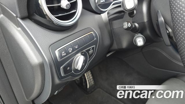 Mercedes-Benz GLC-Class (X253) GLC300 4MATIC AMG Line 2019 — фото 18