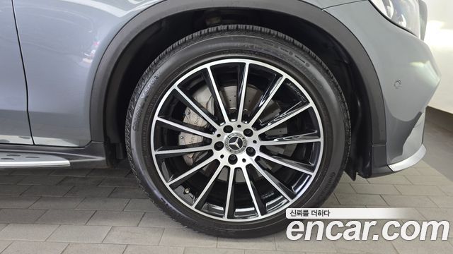 Mercedes-Benz GLC-Class (X253) GLC300 4MATIC AMG Line 2019 — фото 21