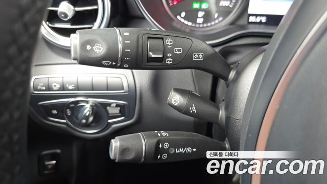 Mercedes-Benz GLC-Class (X253) GLC300 4MATIC AMG Line 2019 — фото 28