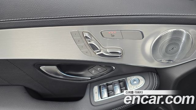 Mercedes-Benz GLC-Class (X253) GLC300 4MATIC AMG Line 2019 — фото 29