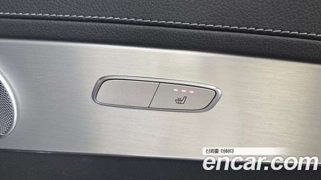 Mercedes-Benz GLC-Class (X253) GLC300 4MATIC AMG Line 2019 — фото 32