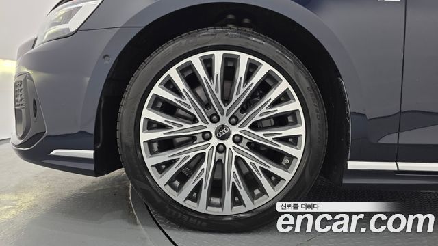 Audi A8 (D5) 55 TFSI Quattro Premium LWB 2023 — фото 5