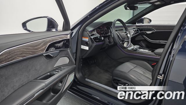 Audi A8 (D5) 55 TFSI Quattro Premium LWB 2023 — фото 10