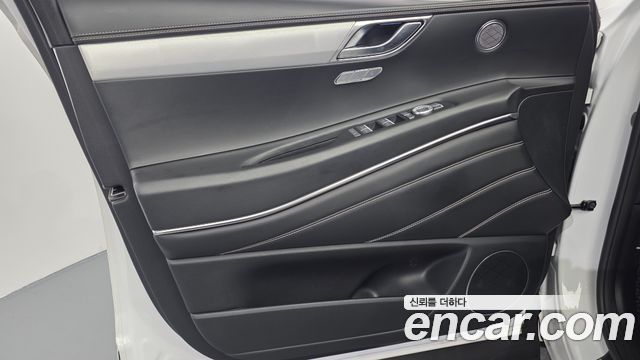 Genesis GV80 2.5T Gasoline AWD 2022 — фото 24