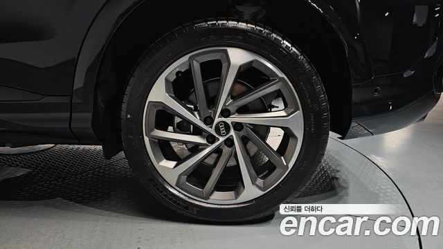 Audi Q5 (80A) 40 TFSI Quattro Sportback S Line 2025 — фото 21