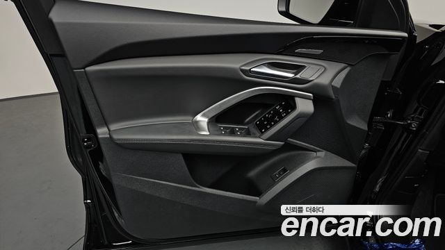 Audi Q5 (80A) 40 TFSI Quattro Sportback S Line 2025 — фото 24