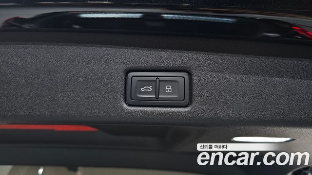 Audi Q5 (80A) 40 TFSI Quattro Sportback S Line 2025 — фото 33