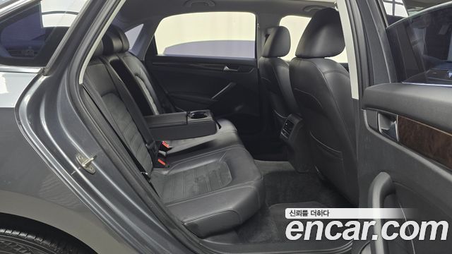 Volkswagen Passat 2.0 TDI B7 2015 — фото 12