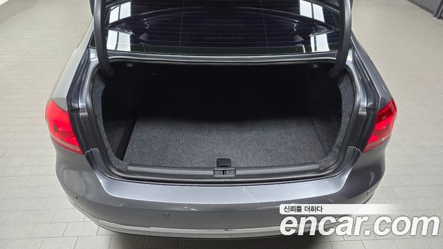 Volkswagen Passat 2.0 TDI B7 2015 — фото 20