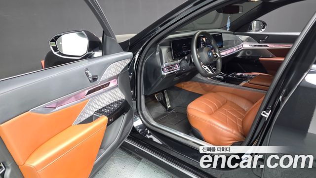BMW i7 (G70) xDrive 60 M sport 2024 — фото 10
