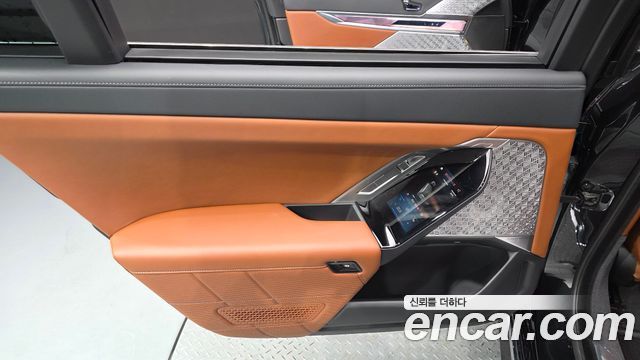 BMW i7 (G70) xDrive 60 M sport 2024 — фото 25