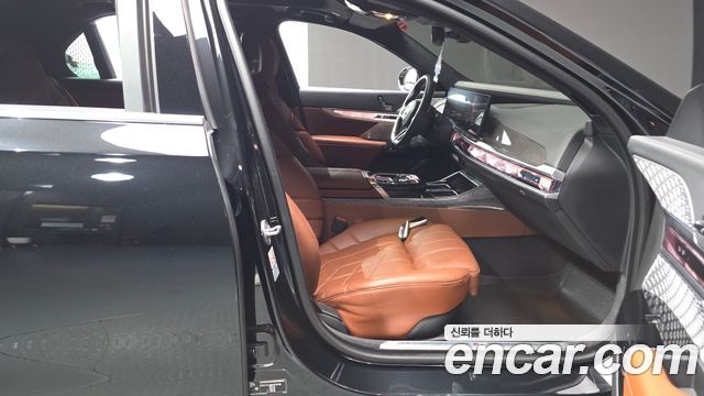 BMW i7 (G70) xDrive 60 M sport 2024 — фото 26