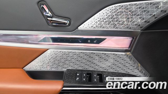 BMW i7 (G70) xDrive 60 M sport 2024 — фото 28