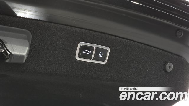 Genesis G90 (RS4) Gasoline 3.5 Turbo AWD 2022 — фото 24