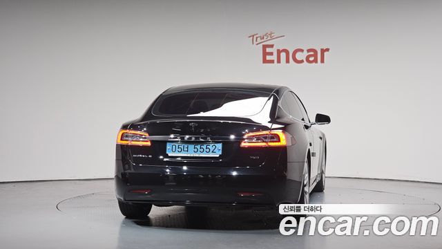 Tesla Model S 75D 2018 — фото 4