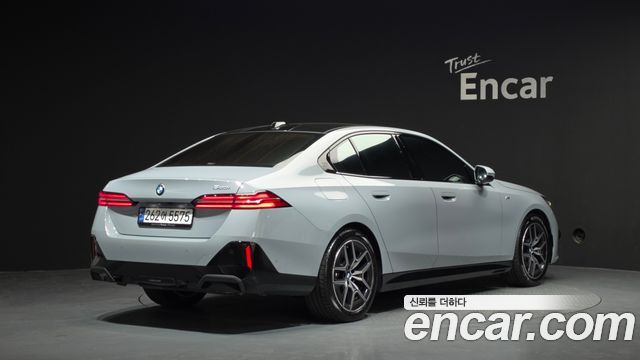 BMW 5 Series (G60) 520i M Sport 2024 — фото 2