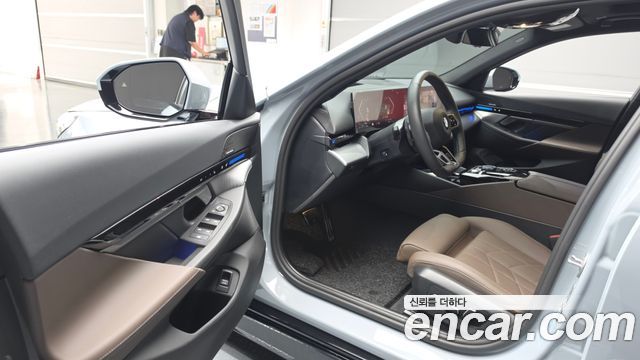 BMW 5 Series (G60) 520i M Sport 2024 — фото 10