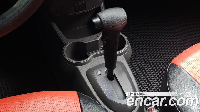Chevrolet Spark LPG L 2014 — фото 9