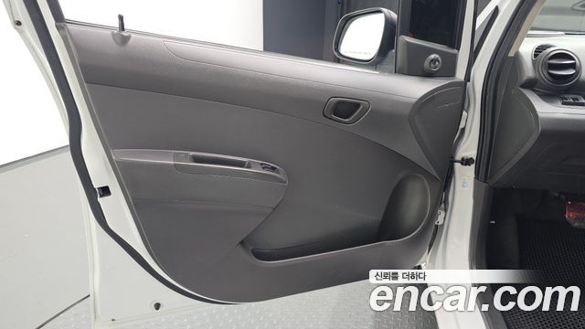 Chevrolet Spark LPG L 2014 — фото 24