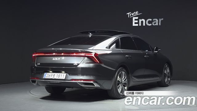 Kia K8 Hybrid Signature 2022 — фото 2