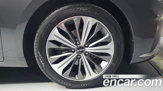 Kia K8 Hybrid Signature 2022 — фото 21