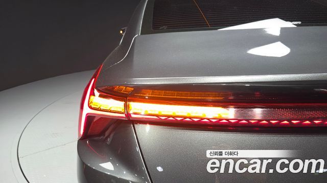 Kia K8 Hybrid Signature 2022 — фото 23