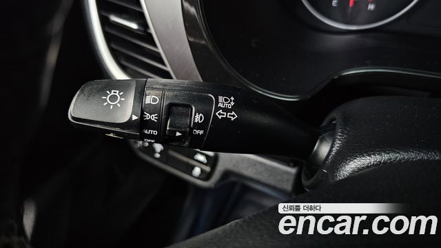 Kia Seltos Gasoline 1.6 Turbo 2WD Signature 2021 — фото 17